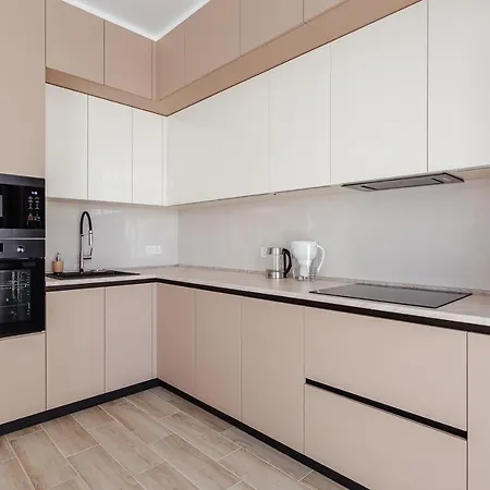 Premium Apartments Four Seasons Odesa Exterior photo